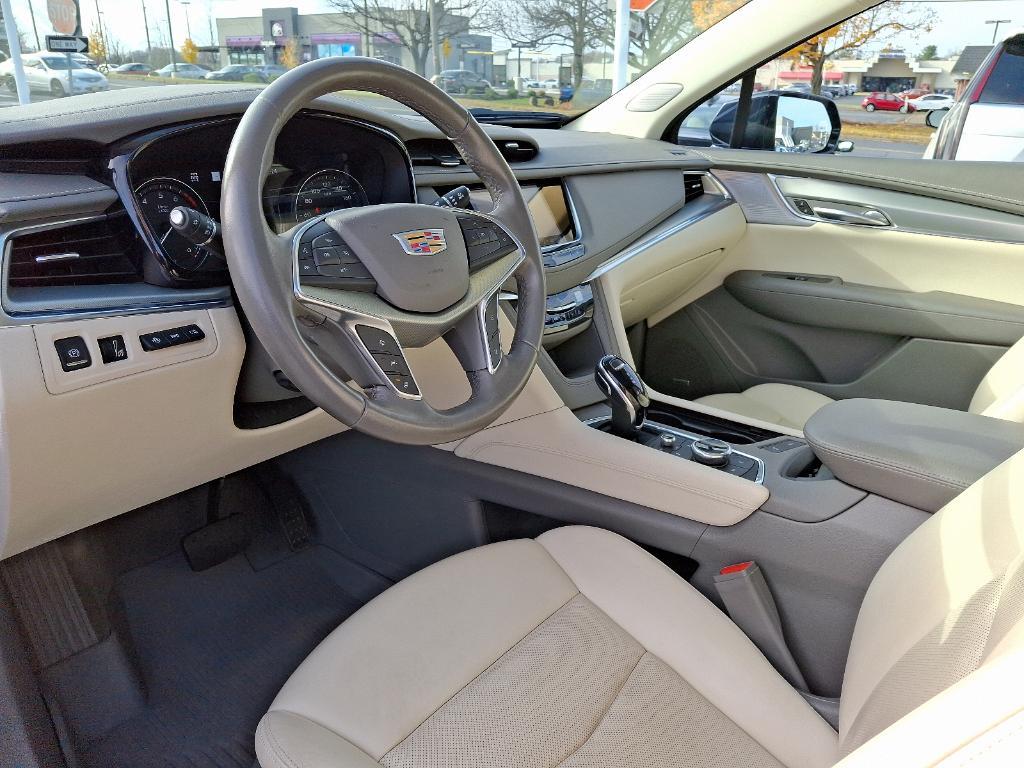 used 2021 Cadillac XT5 car, priced at $32,981