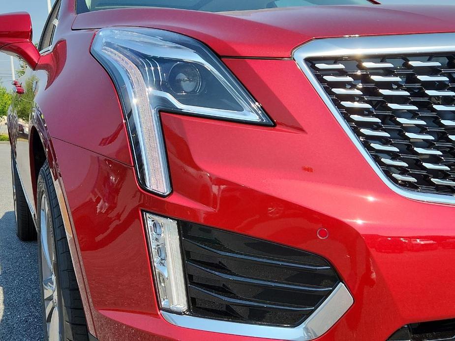 new 2024 Cadillac XT5 car, priced at $56,015