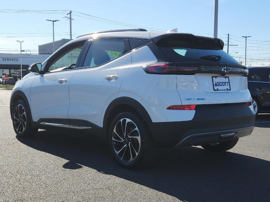 used 2022 Chevrolet Bolt EUV car, priced at $22,595