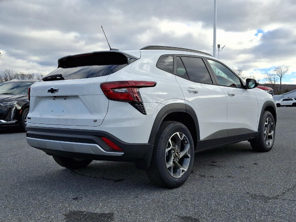 new 2025 Chevrolet Trax car, priced at $25,935