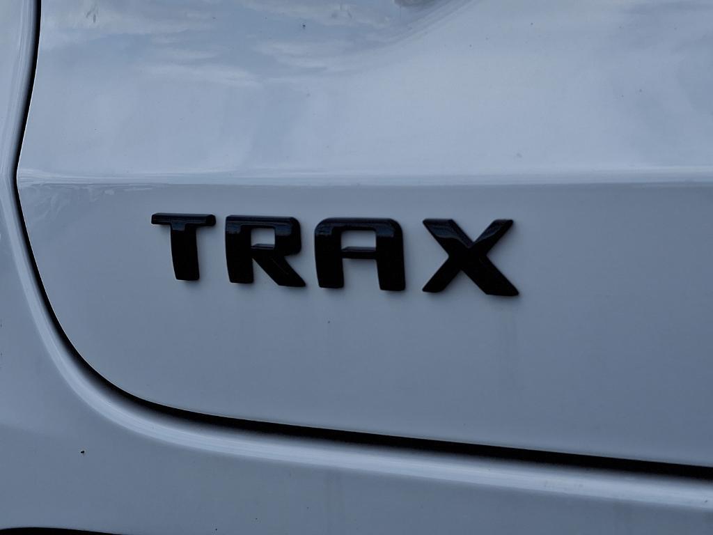 new 2025 Chevrolet Trax car, priced at $25,935