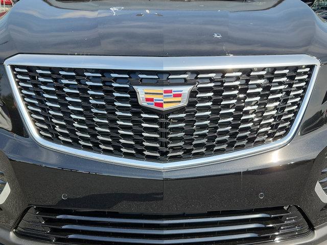 new 2025 Cadillac XT5 car, priced at $54,940