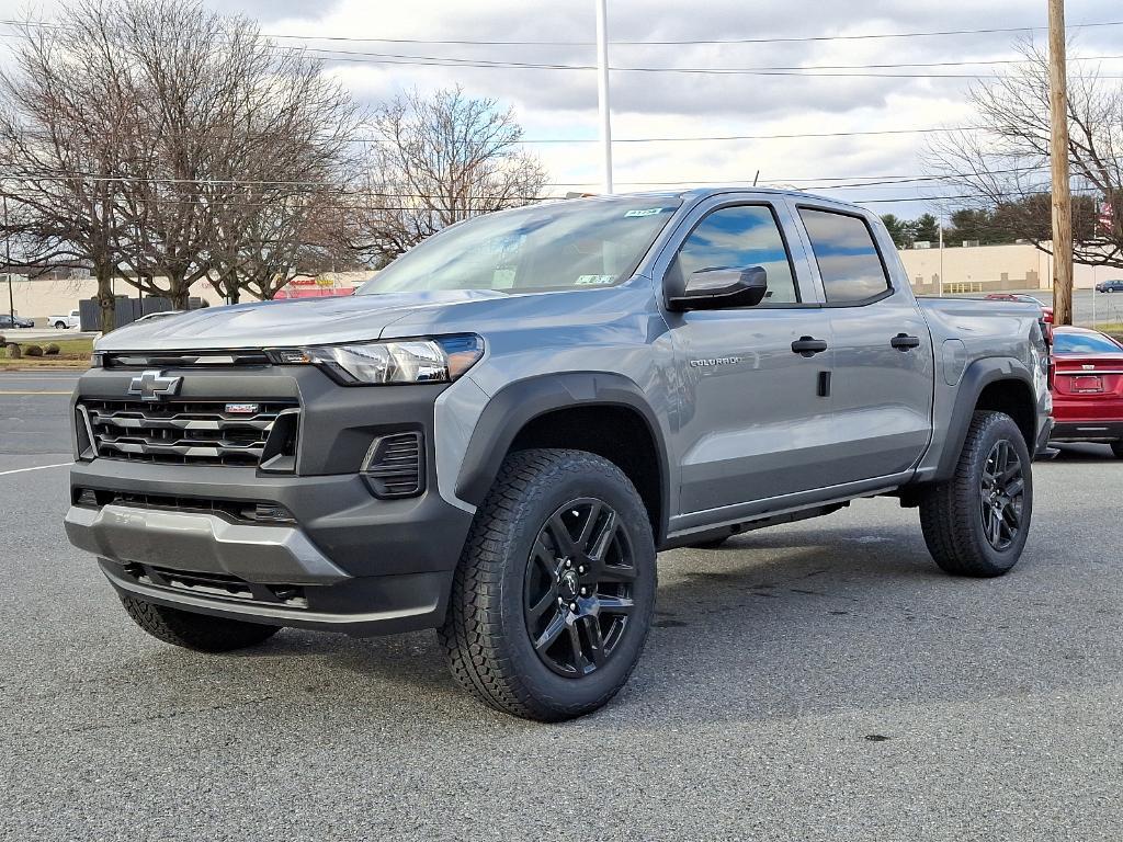 new 2025 Chevrolet Colorado car, priced at $43,295