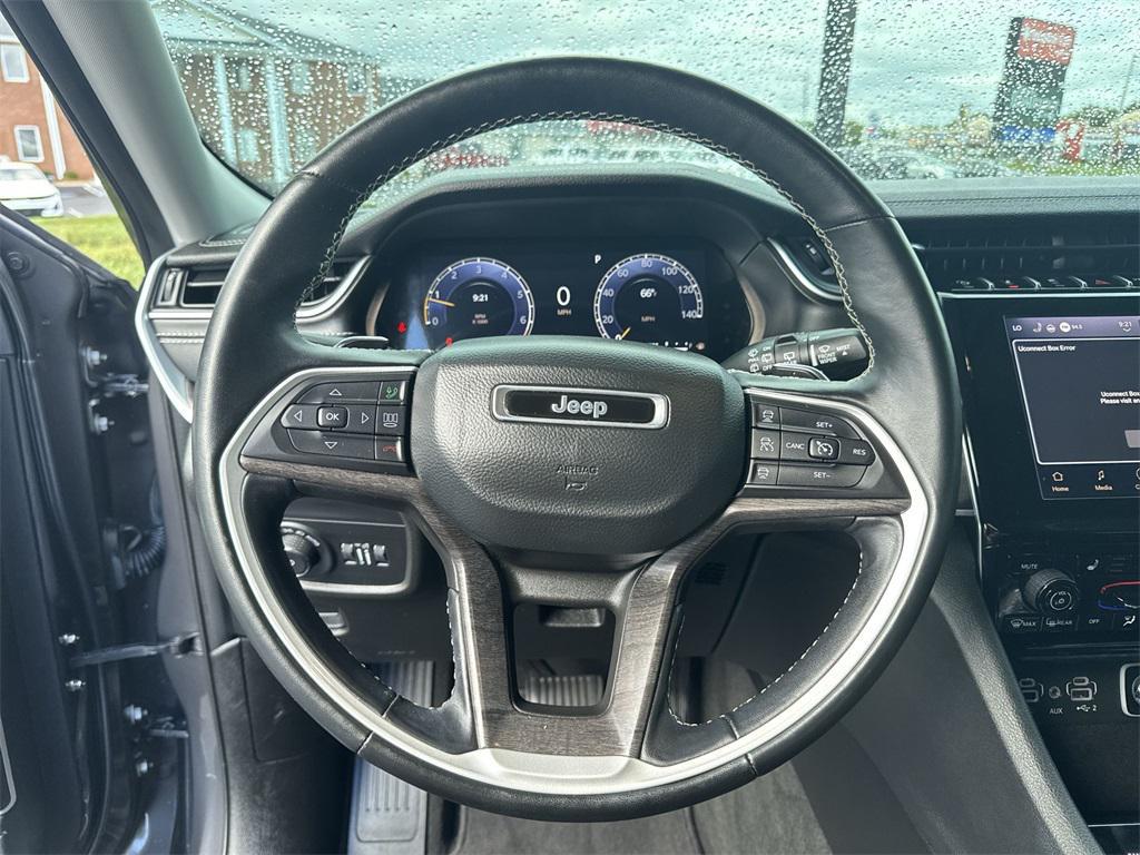 used 2022 Jeep Grand Cherokee car, priced at $31,800