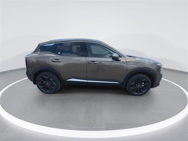 new 2025 Nissan Kicks car, priced at $30,848