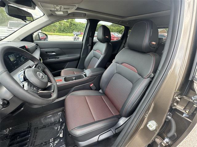 new 2025 Nissan Kicks car, priced at $30,848