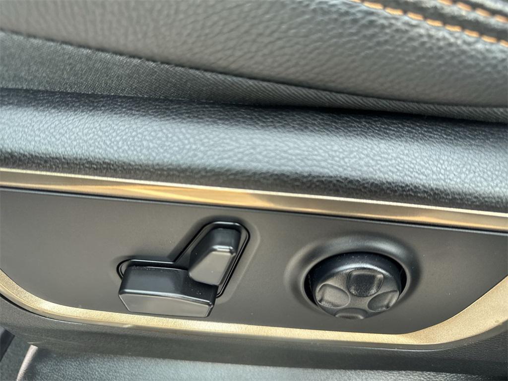 used 2022 Ram 1500 car, priced at $42,800