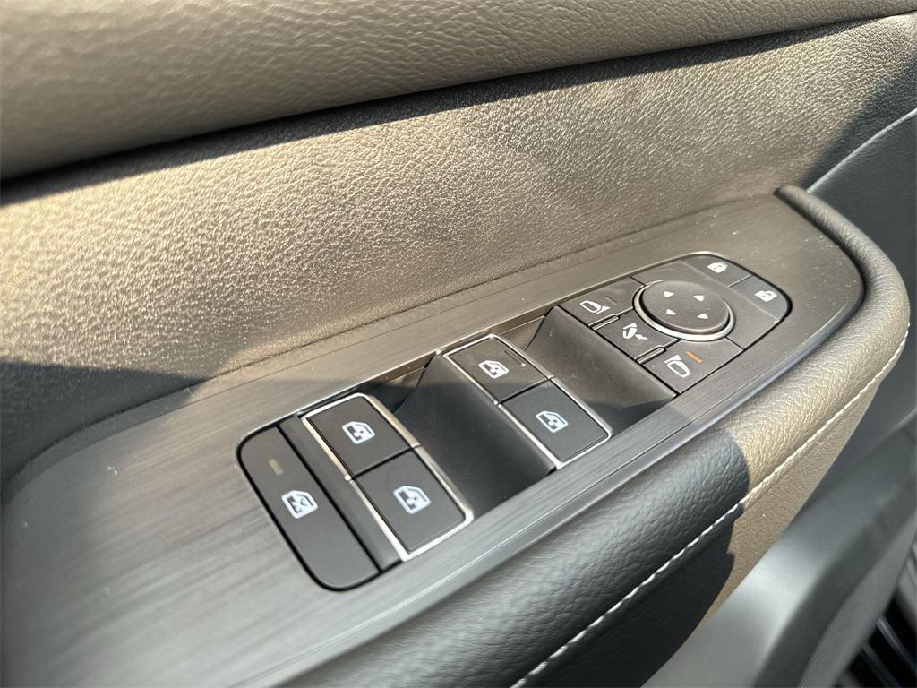 new 2025 Nissan Armada car, priced at $70,420