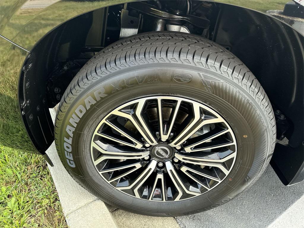 new 2025 Nissan Armada car, priced at $70,420