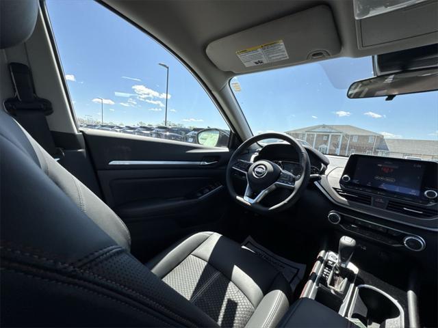 new 2025 Nissan Altima car, priced at $29,163