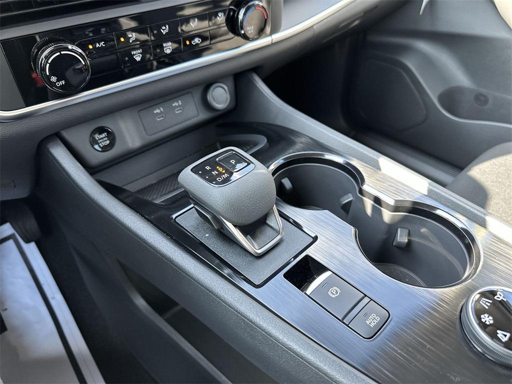 new 2025 Nissan Rogue car, priced at $30,248