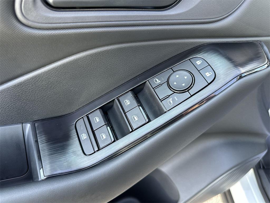 new 2025 Nissan Rogue car, priced at $30,248