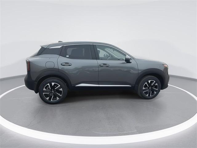 new 2025 Nissan Kicks car, priced at $124
