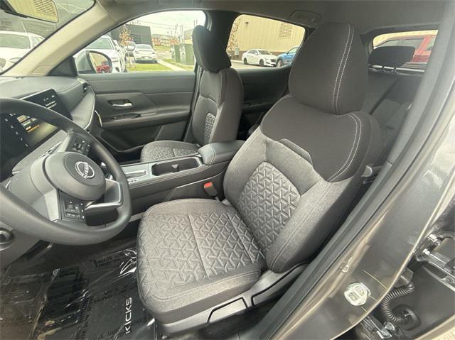 new 2025 Nissan Kicks car, priced at $124