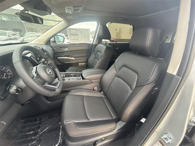 new 2025 Nissan Pathfinder car, priced at $46,363