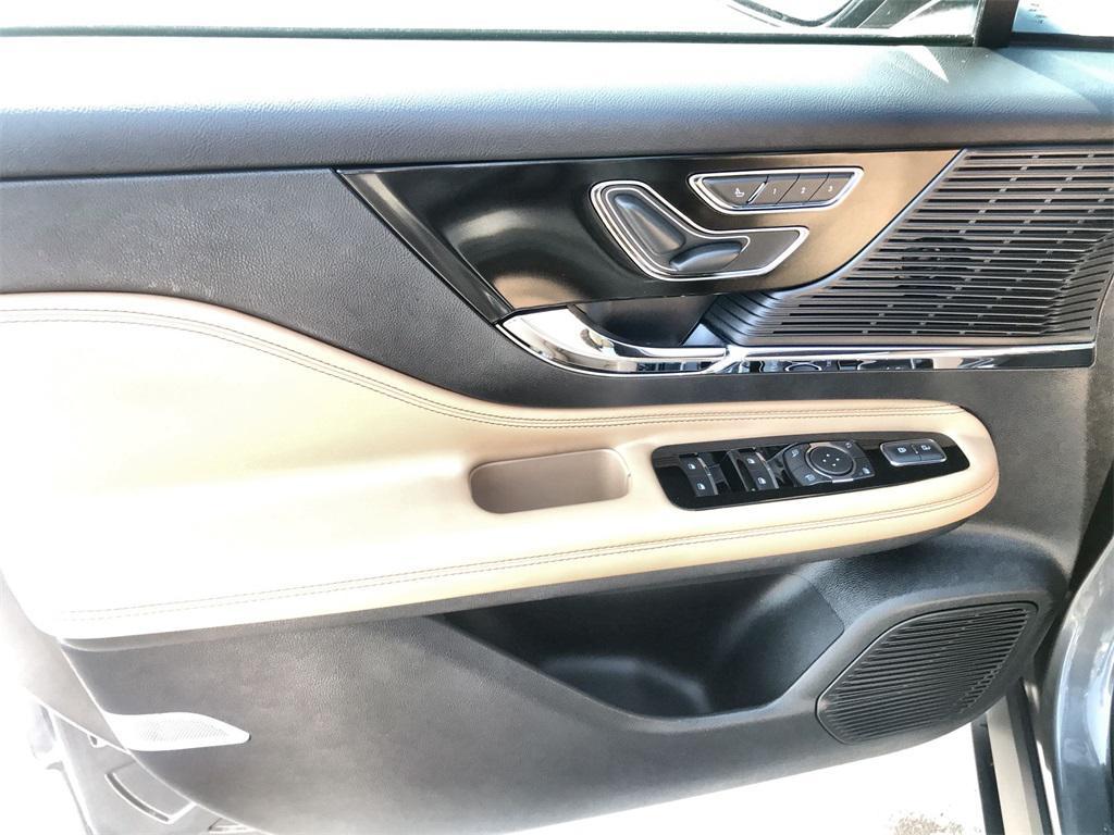 used 2022 Lincoln Corsair car, priced at $32,800