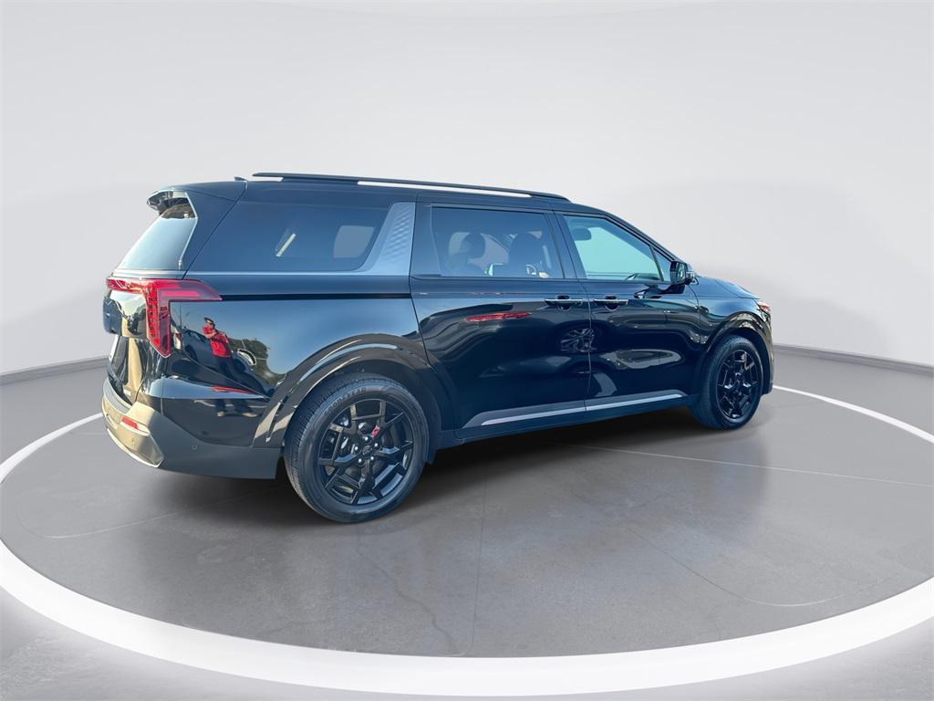 used 2025 Kia Carnival Hybrid car, priced at $48,800