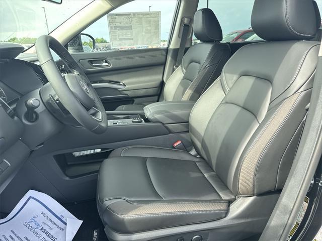 new 2025 Nissan Pathfinder car, priced at $46,764