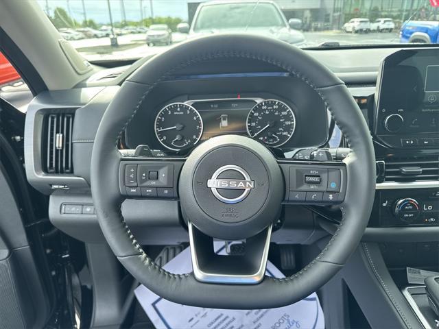 new 2025 Nissan Pathfinder car, priced at $46,764
