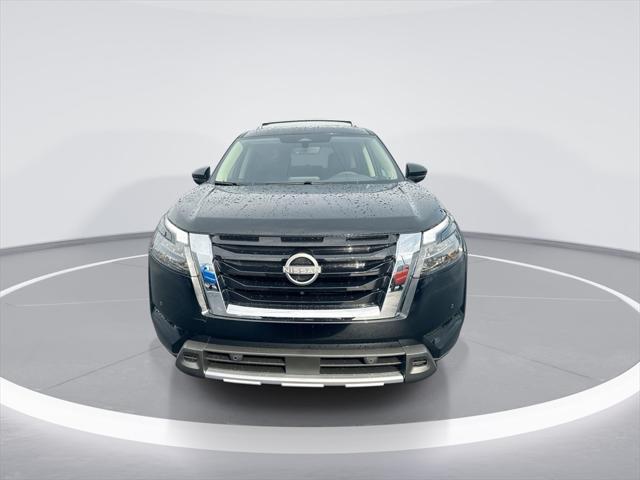 new 2025 Nissan Pathfinder car, priced at $46,764