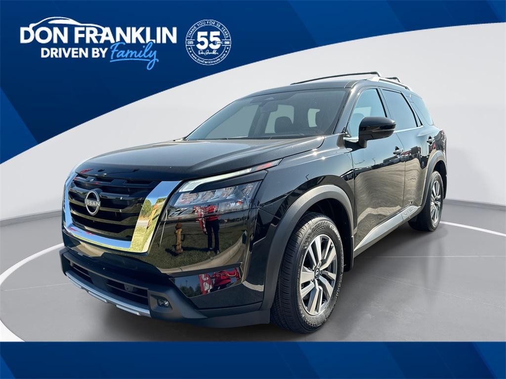 new 2025 Nissan Pathfinder car, priced at $43,786