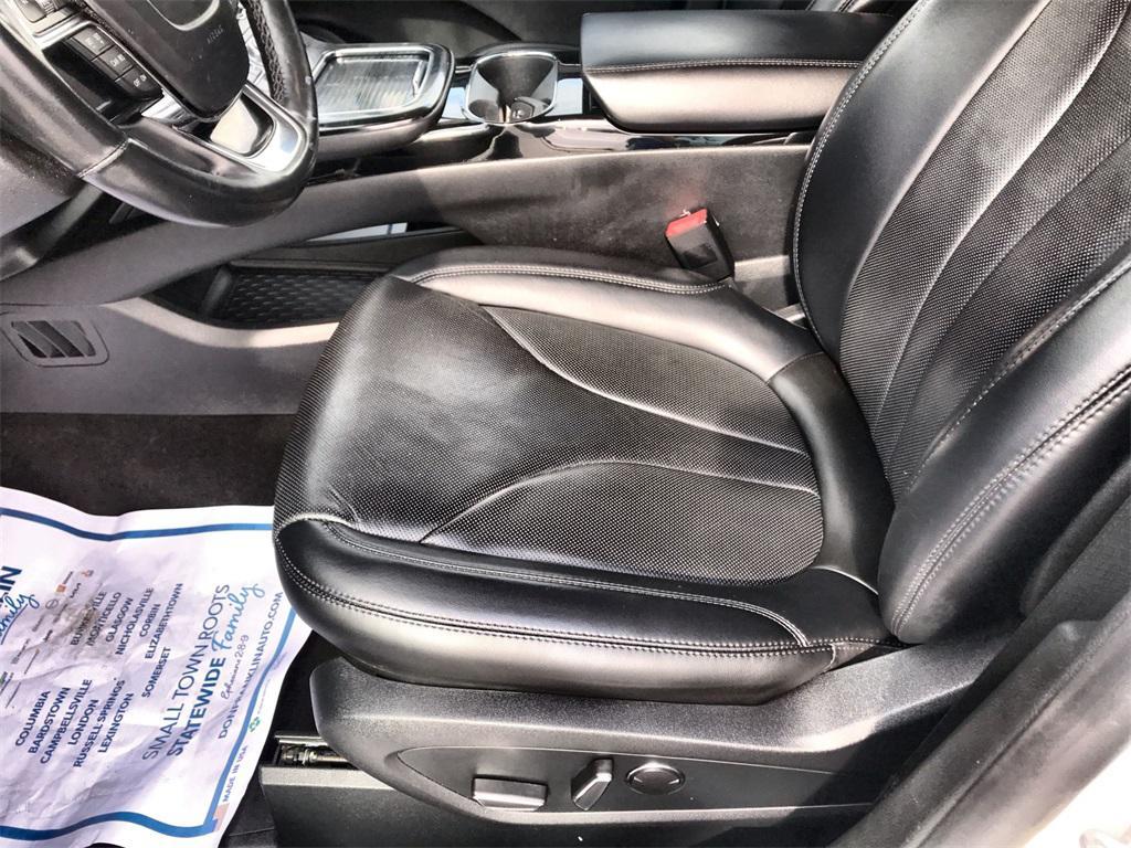 used 2021 Lincoln Nautilus car, priced at $36,988