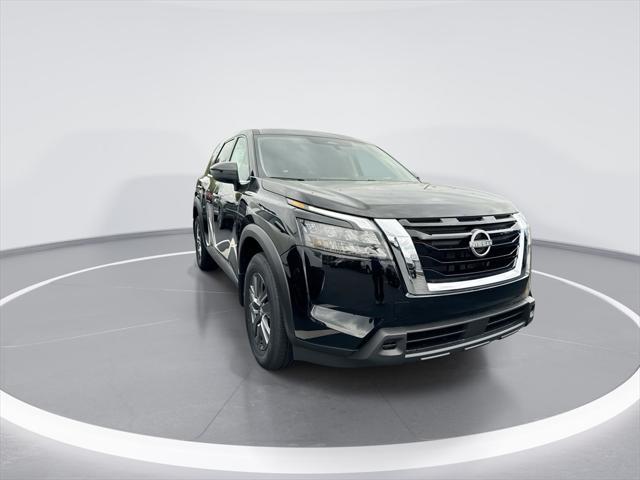 new 2025 Nissan Pathfinder car, priced at $36,813