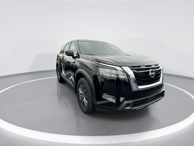 new 2025 Nissan Pathfinder car, priced at $36,813
