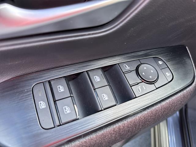 new 2025 Nissan Kicks car, priced at $26,515