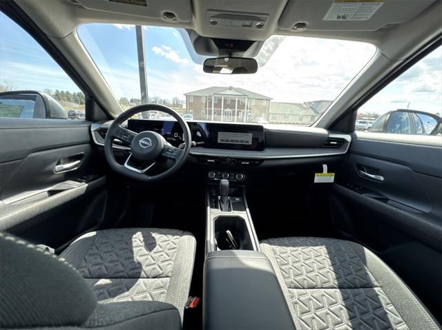 new 2025 Nissan Kicks car, priced at $26,515