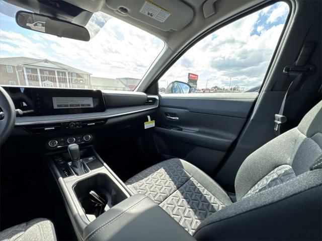 new 2025 Nissan Kicks car, priced at $26,515