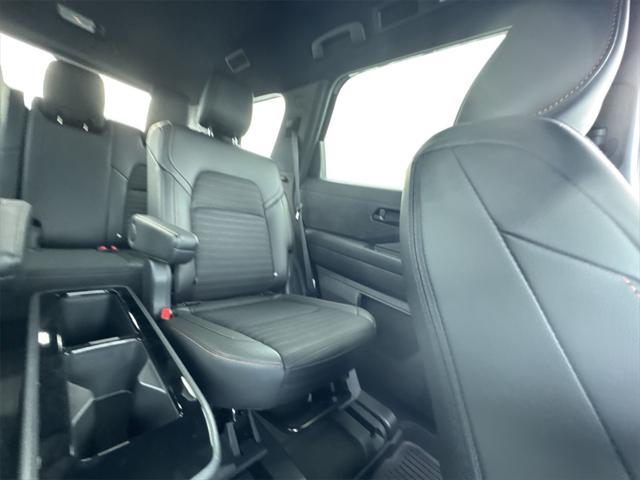 new 2025 Nissan Pathfinder car, priced at $42,688
