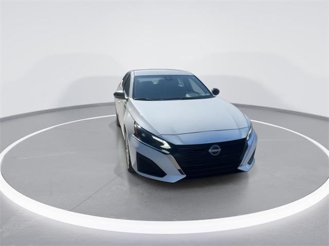 new 2025 Nissan Altima car, priced at $28,746