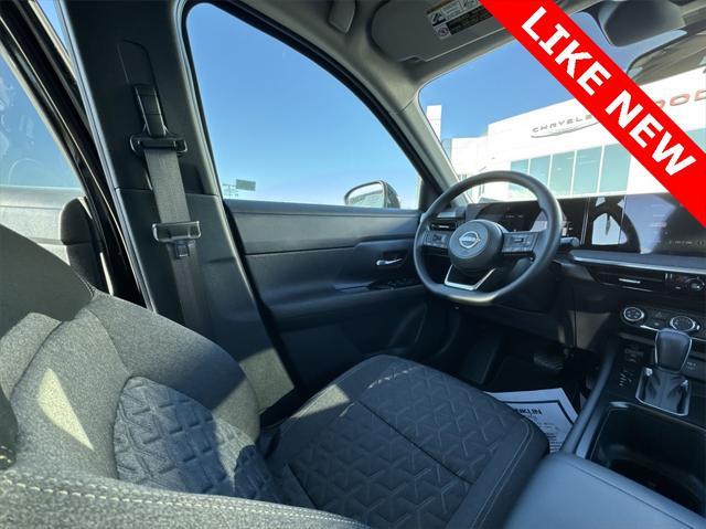 used 2025 Nissan Kicks car, priced at $23,918