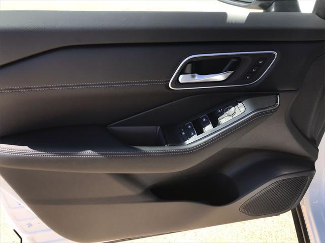 new 2025 Nissan Rogue car, priced at $43,179