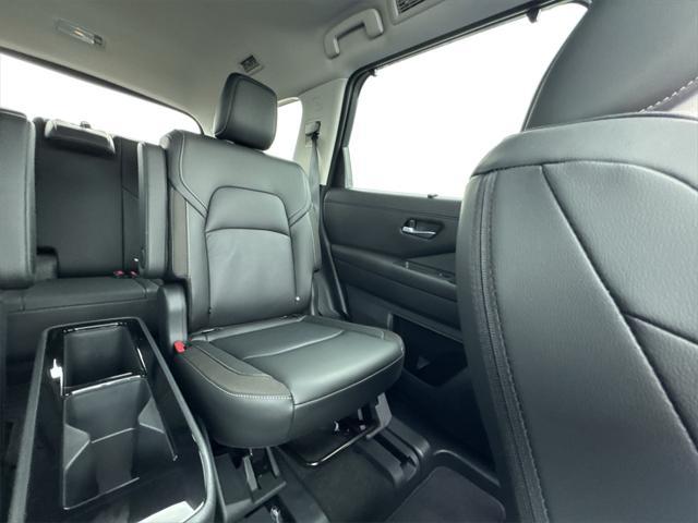 new 2025 Nissan Pathfinder car, priced at $44,647