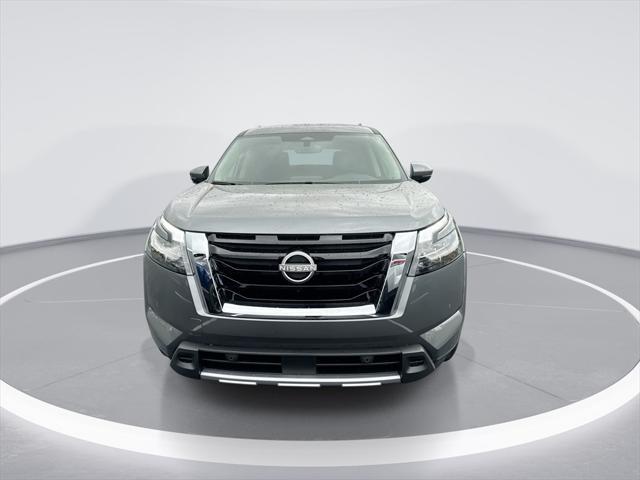 new 2025 Nissan Pathfinder car, priced at $44,647