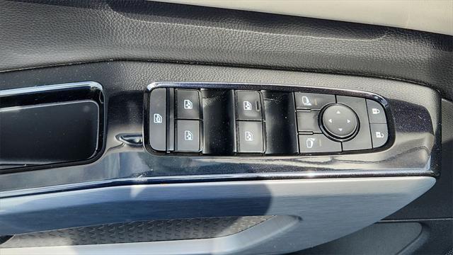 used 2022 Nissan Pathfinder car, priced at $27,999