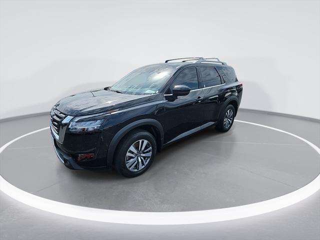 used 2022 Nissan Pathfinder car, priced at $27,999