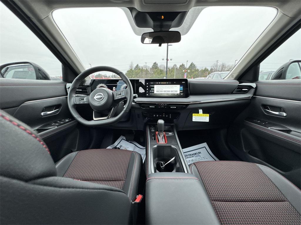 new 2025 Nissan Kicks car, priced at $28,060