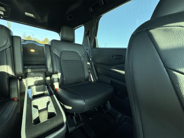 new 2025 Nissan Pathfinder car, priced at $44,411