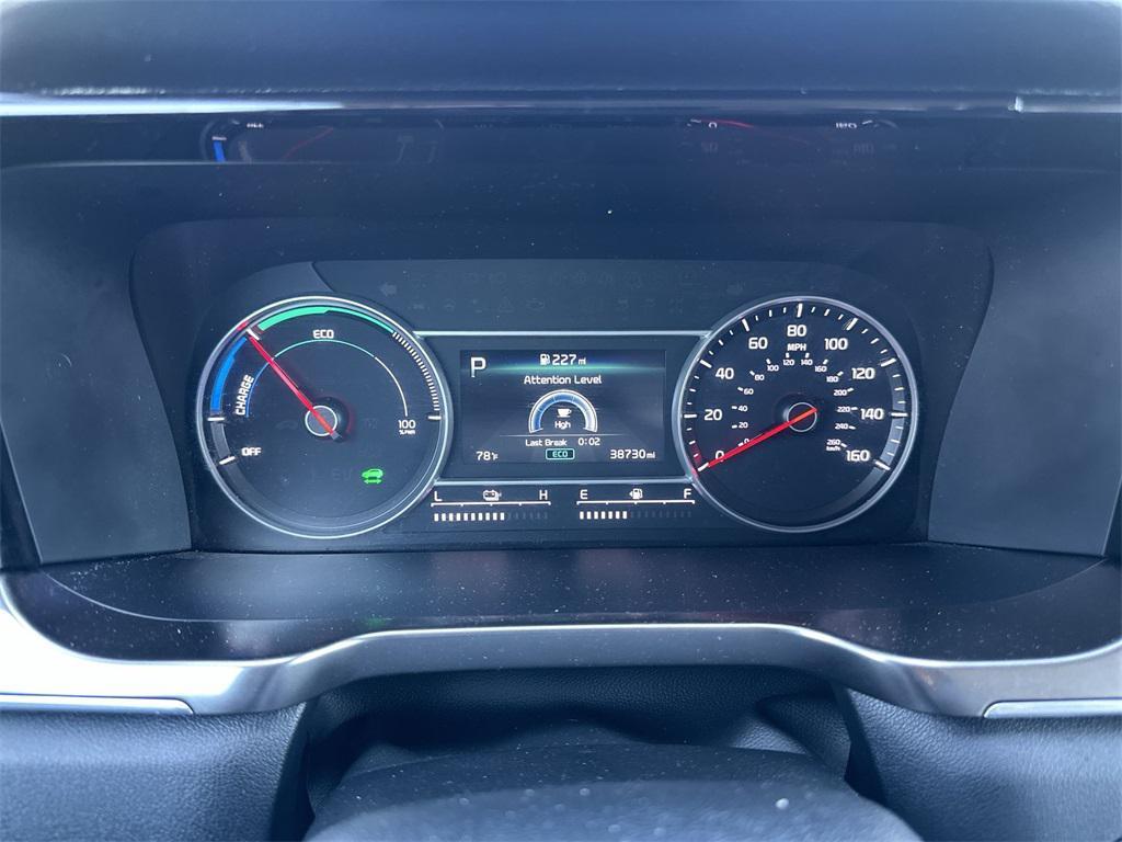 used 2023 Kia Sorento Hybrid car, priced at $31,800