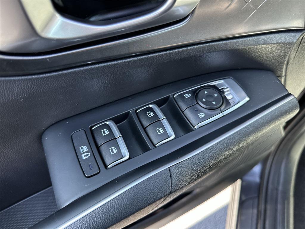 used 2023 Kia Sorento Hybrid car, priced at $31,800