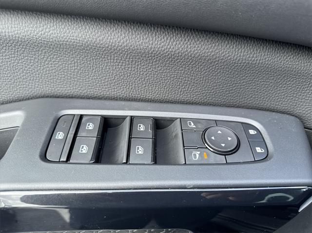 new 2025 Nissan Pathfinder car, priced at $38,934