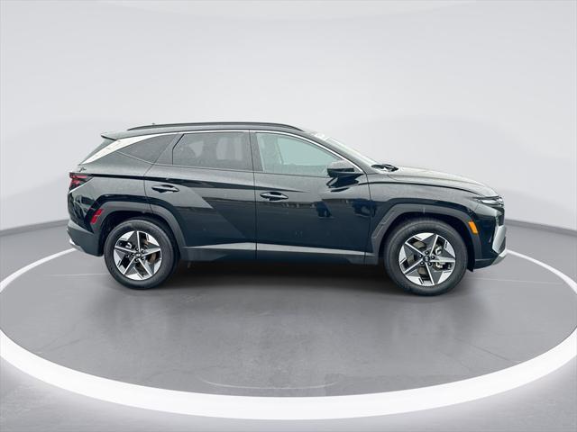 used 2025 Hyundai Tucson car, priced at $28,900