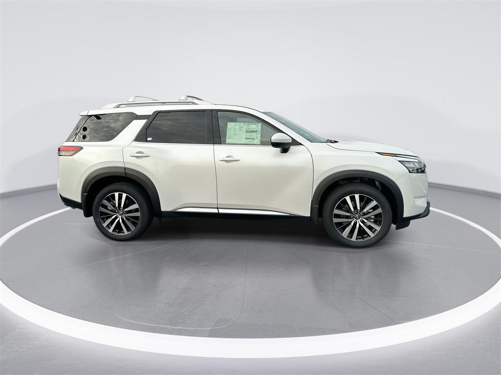 new 2025 Nissan Pathfinder car, priced at $50,354