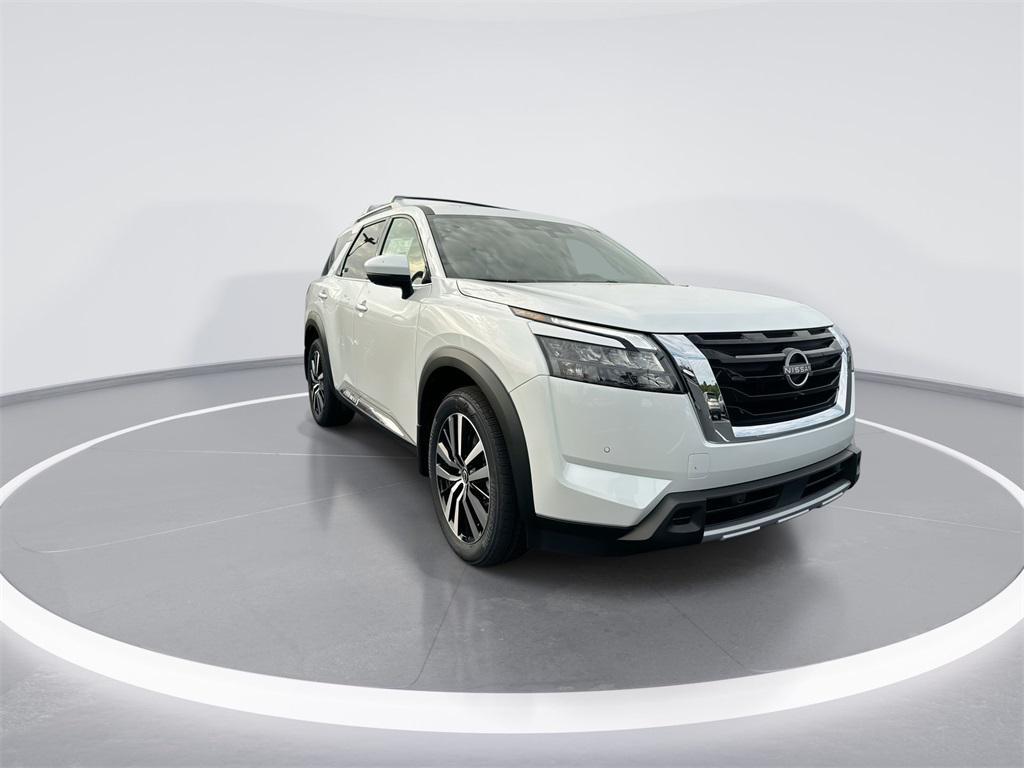 new 2025 Nissan Pathfinder car, priced at $50,354