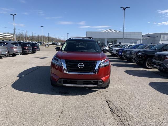 new 2024 Nissan Pathfinder car, priced at $42,123