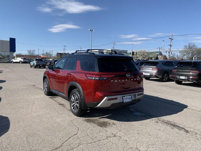 new 2024 Nissan Pathfinder car, priced at $43,750