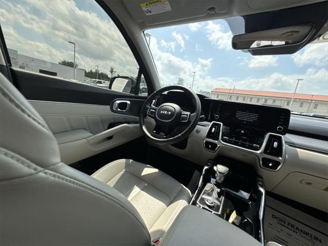 used 2023 Kia Sorento car, priced at $31,800